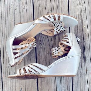Isola Felicity Metallic Laser Cut Back Zip Wedge Sandals in Silver (Size 9.5)